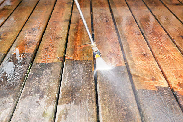 Professional Pressure Washing Services in Greenport West, NY